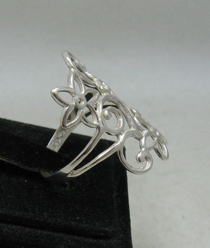 Sterling Silver Floral Scrollwork Ring Stamped 925 Nickel Free image 4
