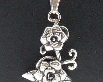 PE000361 Sterling silver pendant   925 flower rose quality