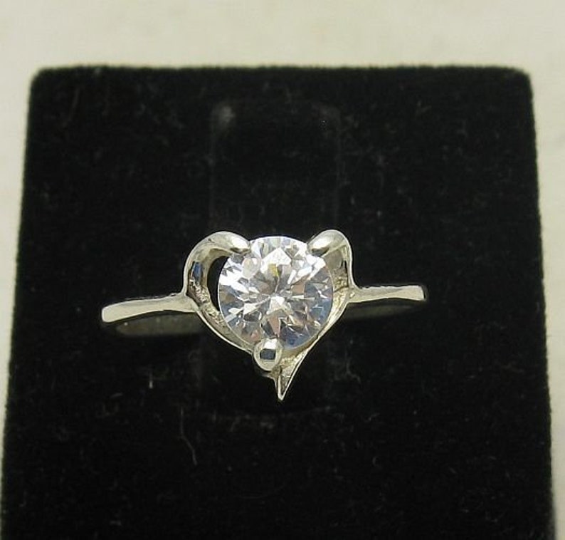 R000896 STERLING SILVER Heart Ring Solid 925 CZ image 1