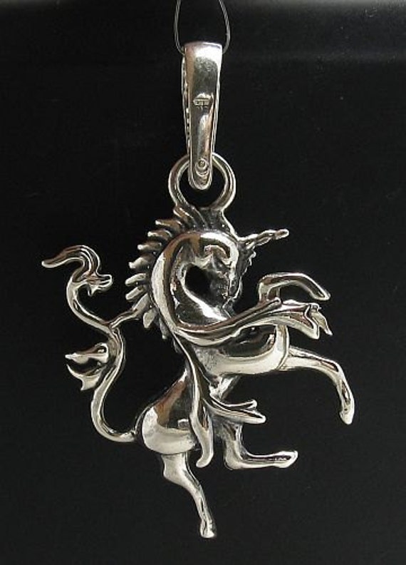 1 Colgante Tono Plata Antigua A609 De Unicornio