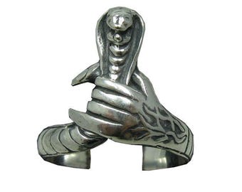 Sterling Silver Cobra Snake Ring: Gothic Statement Jewelry