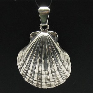 PE000416 Sterling silver pendant Shell Solid 925