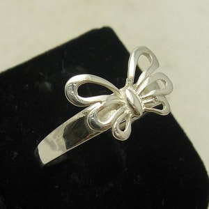 R000912 Sterling Silver Ring Solid 925 Butterfly image 2