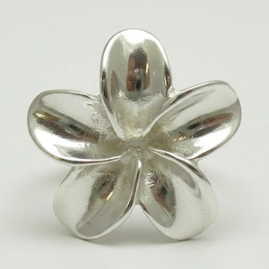 Anillo de plata de ley con diseño de plumeria y flor de frangipani, sello 925, libre de níquel.