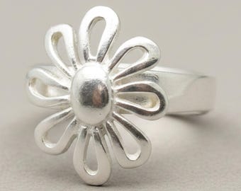 Sterling Silver Ring Flower Solid Genuine Stamped 925