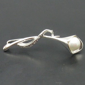 A000008 STERLING SILVER Brooch 925 Flower Pearl image 1