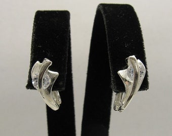 E000036 Sterling silver earrings 925 with 5mm  CZ