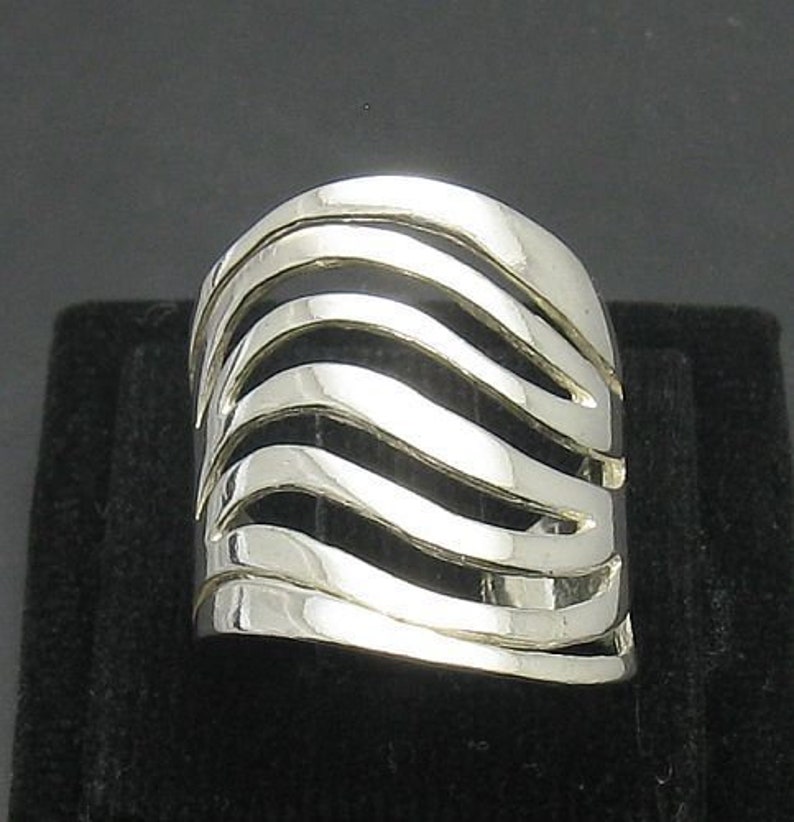 R000915 STERLING SILVER Ring Solid 925 Wave image 1