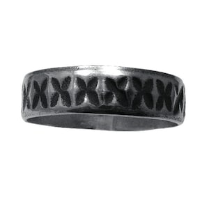 Sterling silver ring band hallmarked 925 nickel free