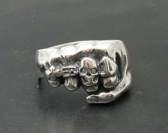 R000740 Sterling Silver  Ring  925  Fist Skull