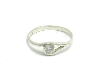 R000461 STERLING SILVER Ring Solid 925 with 4mm CZ