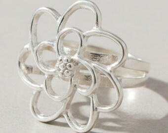 Sterling Silver Flower Ring Stamped 925 Nickel Free