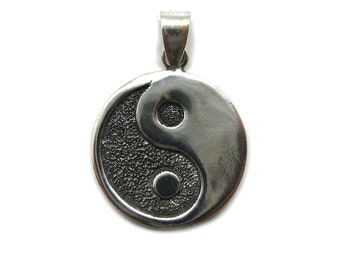 PE001312 Genuine sterling silver pendant solid 925 Yin Yang