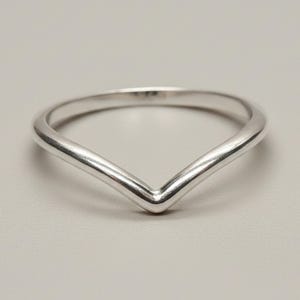Sterling Silver Chevron V Shaped Ring