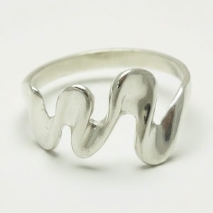 R000306 Stijlvolle STERLING ZILVEREN ring massief 925