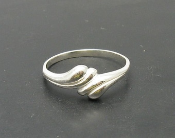 R000745  STERLING SILVER Ring Solid 925