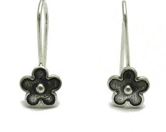 Small silver earrings 925 Flowers on hook  925 E000710H