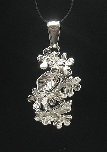 PE000594  Sterling silver pendant  Flower solid 925