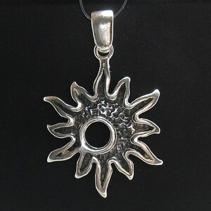 PE000709 Sterling silver pendant  solid 925 sun handmade
