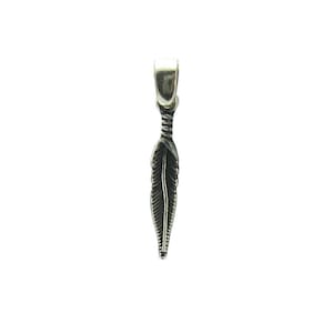 Sterling silver pendant  hallmarked 925 Feather nickel free