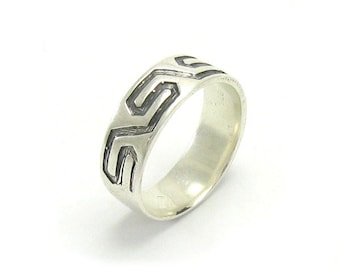 R000035  Sterling Silver  Ring  Solid 925 meander