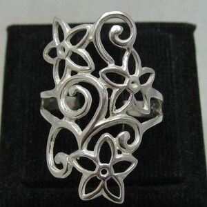 Sterling Silver Floral Scrollwork Ring Stamped 925 Nickel Free image 2