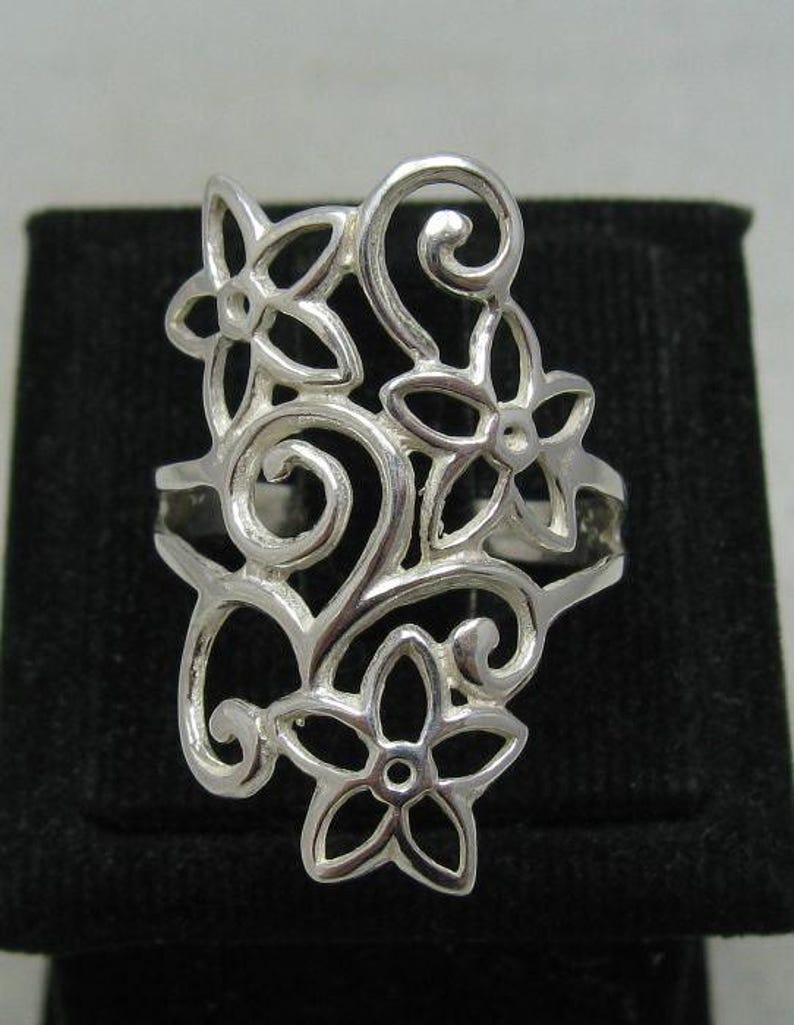 Sterling Silver Floral Scrollwork Ring Stamped 925 Nickel Free image 2