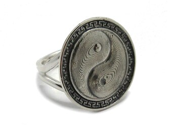 Sterling Silver Ring Yin Yang Solid Hallmarked 925 Adjustable Size Nickel Free