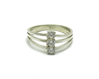 R000515 STERLING SILVER Ring 925 Cubic Zirconia