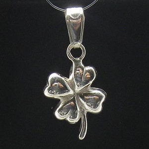 Sterling silver pendant hallmarked 925 Clover Charm