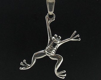 PE000527 Sterling silver pendant charm Frog  925 solid