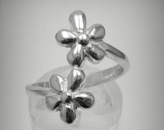Sterling Silver Ring Flowers Solid Genuine Stamped 925 Nickel Free