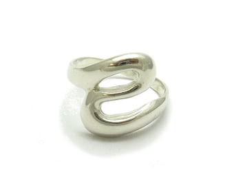 R000360 Stylish sterling silver ring Solid 925