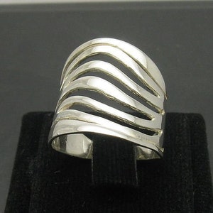 R000915 STERLING SILVER Ring Solid 925 Wave image 3