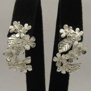 E000294 Sterling silver earrings Flowers 925 image 1