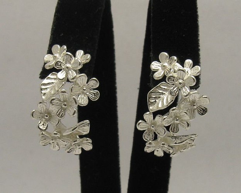 E000294 Sterling silver earrings Flowers 925 image 1