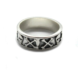 Sterling Silver Band Ring Skull and Crossbones Solid Stamped 925 Nickel Free image 3