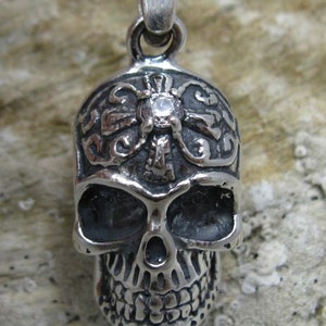 PE000757 Stylish Sterling silver pendant   solid 925 skull cz biker  new