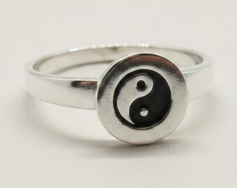 Sterling Silver Yin Yang Symbol Ring