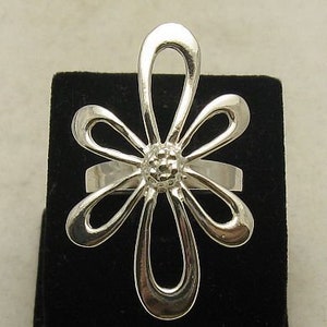 R000907 Sterling Silver  Ring Solid 925 Big Flower