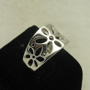 R000897 STERLING SILVER Ring Solid 925 Flower image 2