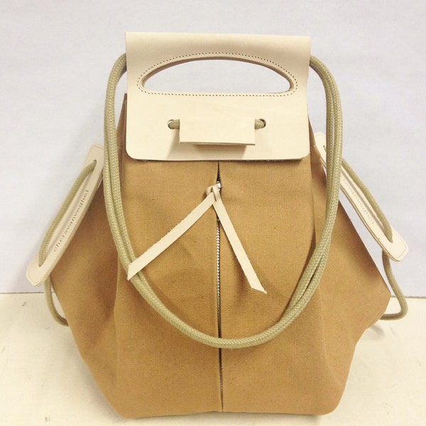 backpack bucket bag canvas leather handles / butterscotch & nude