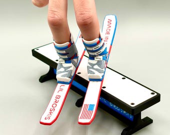 Magnetic Finger Ski Set – USA – Mini Ski Toy Gift | Fun Fidget for Skiers & Snowboarders Lovers