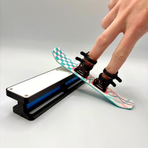 Finger Snowboard - Petal Power – Mini Snowboard | Fun Fidget für Skifahrer, Snowboarder Liebhaber