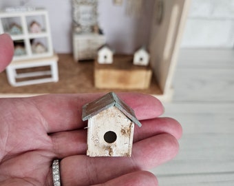 mini decoration for dollhouse Miniature birdhouse garden dollhouse decor 1:12