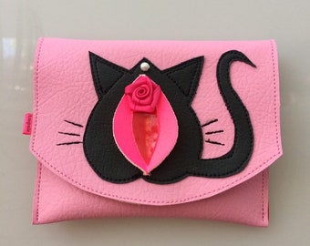 Pussy Galore Vulvette in roze, Yoni-kattenzakje van imitatieleer
