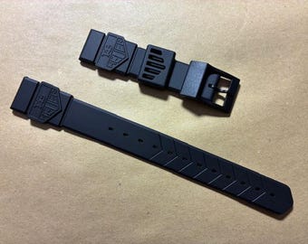 Cinturino in gomma di medie dimensioni TAG Heuer Formula 1 NERO da 18 mm.