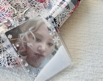 Liquid Snowflake Photocard Holder: Winter Acrylic Card Case + Keychain