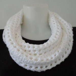 Crochet Pattern Mobius Squared Infinity Scarf pdf