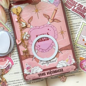 Buch-Tarot-Kindle-Einlage | Gemütlicher E-Reader mit Pastell-Romantik
